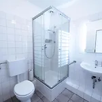Have-a-nice-stay - - Monteursunterkunft - Einzelbetten - Gute Anbindung - Bettwaesche Lägenhet
