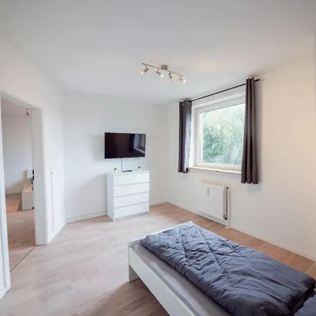 Have-a-nice-stay - - Monteursunterkunft - Einzelbetten - Gute Anbindung - Bettwaesche Seth