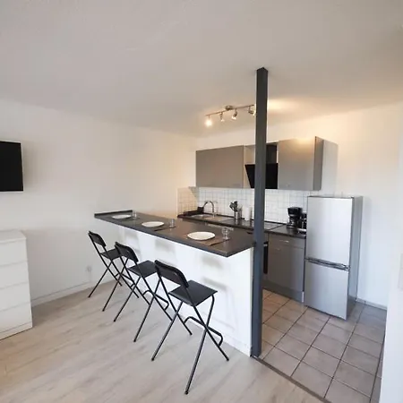 Have-a-nice-stay - - Monteursunterkunft - Einzelbetten - Gute Anbindung - Bettwaesche Seth