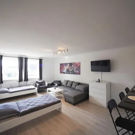 Have-a-nice-stay - - Monteursunterkunft - Einzelbetten - Gute Anbindung - Bettwaesche Apartment *