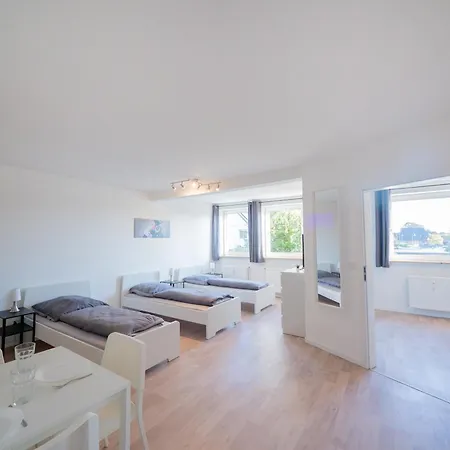 Have-a-nice-stay - - Monteursunterkunft - Einzelbetten - Gute Anbindung - Bettwaesche Lägenhet Seth